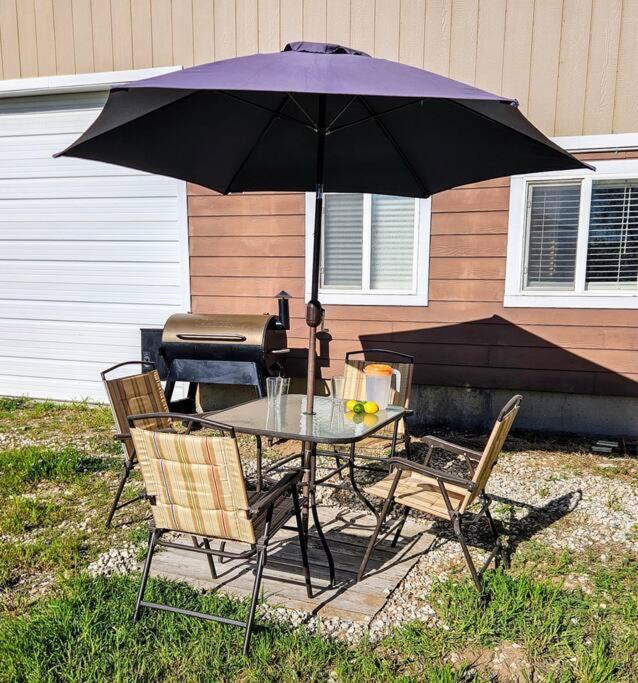 Private Cabin- Breakfast - Double Tub - 75In Tv - Sup - Washer Dryer - Bbq West Point Kültér fotó